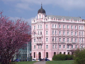 Отель Hotel Opera  Прага